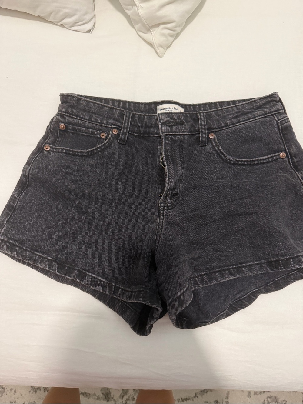 Abercrombie & Fitch Curve Love Mid Rise A-Line Shorts - Picture 7 of 11